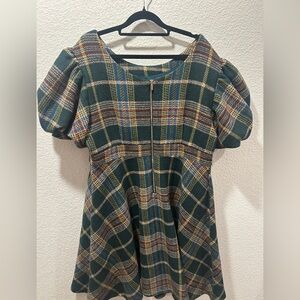 Ivy City Co Green Plaid Puff Sleeve Blouse